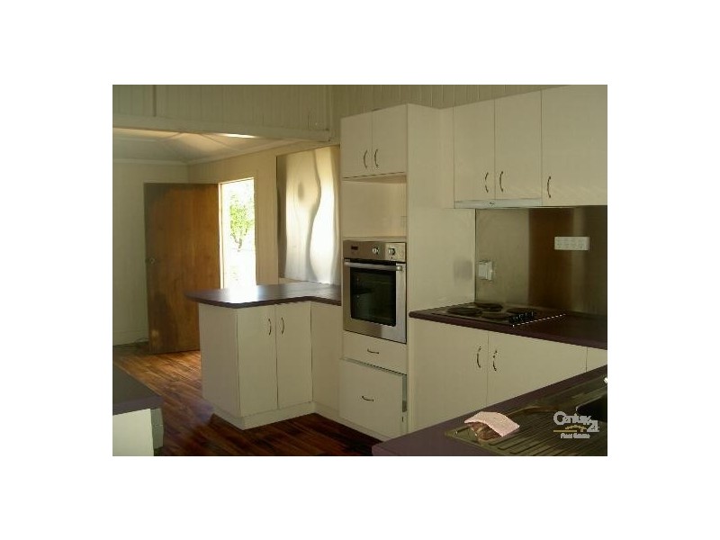 33 William Street, Gladstone City QLD 4680