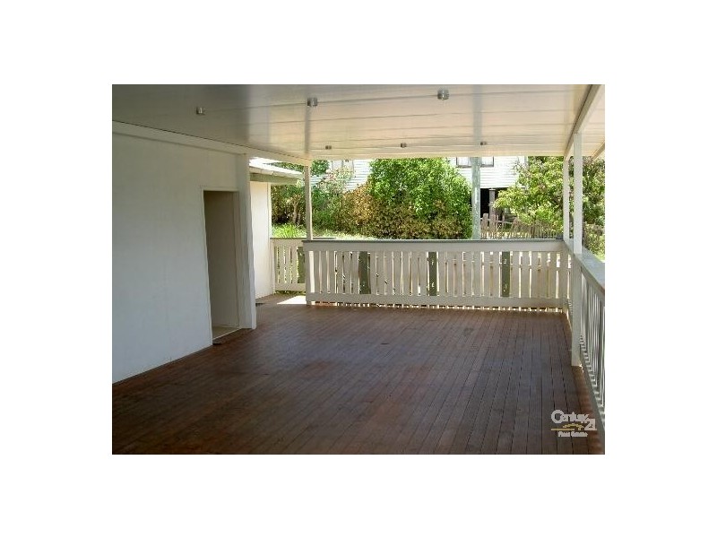 33 William Street, Gladstone City QLD 4680