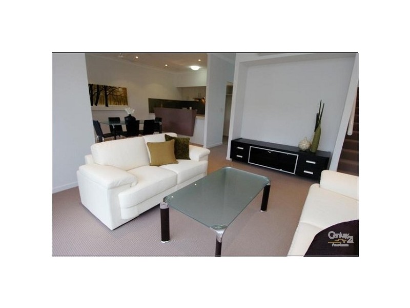 15/10 Nothling Street, New Auckland QLD 4680