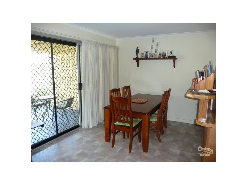 73 Beak Street, New Auckland QLD 4680