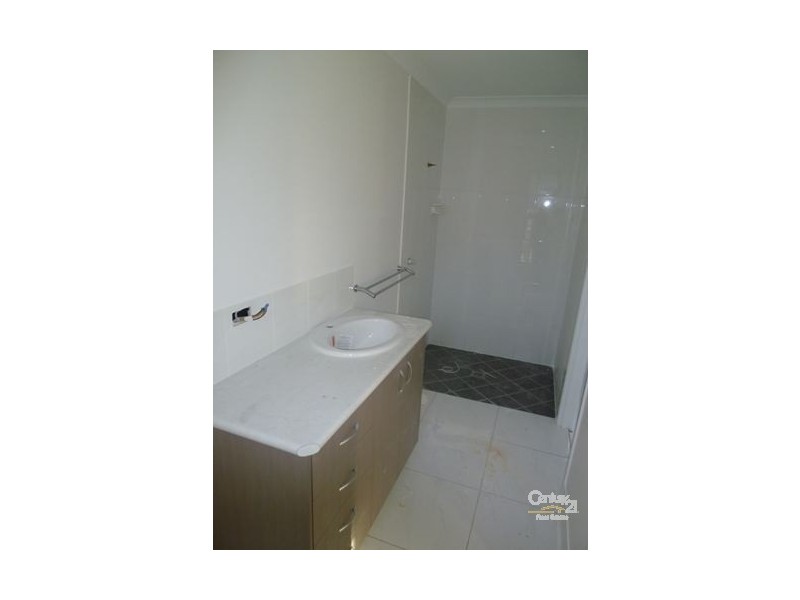 5 Spence Court, Gladstone QLD 4680