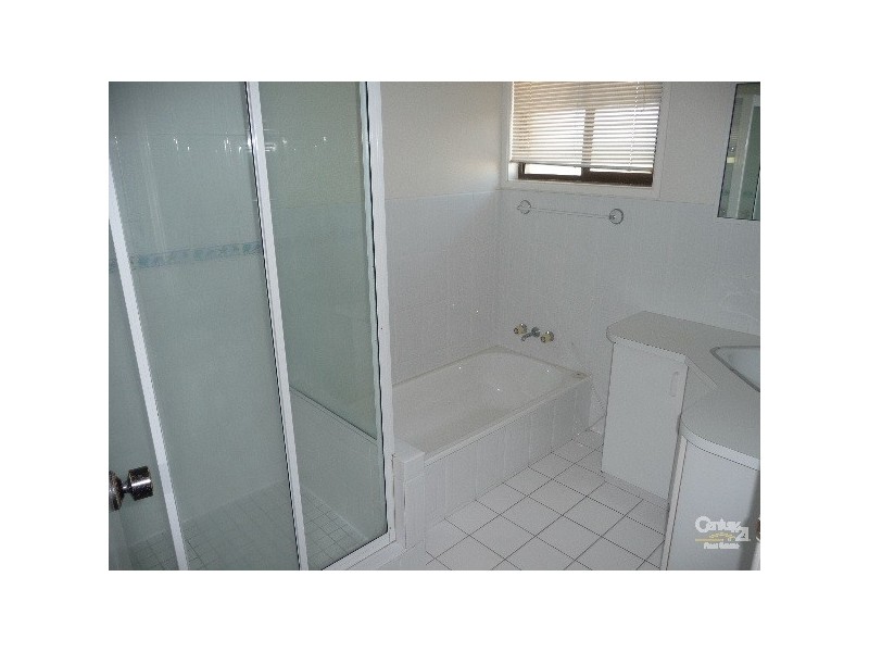 12 Intrepid Street, Gladstone QLD 4680