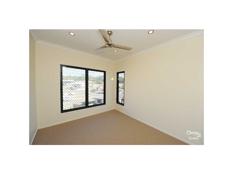 3 Danielle Court, Boyne Island QLD 4680