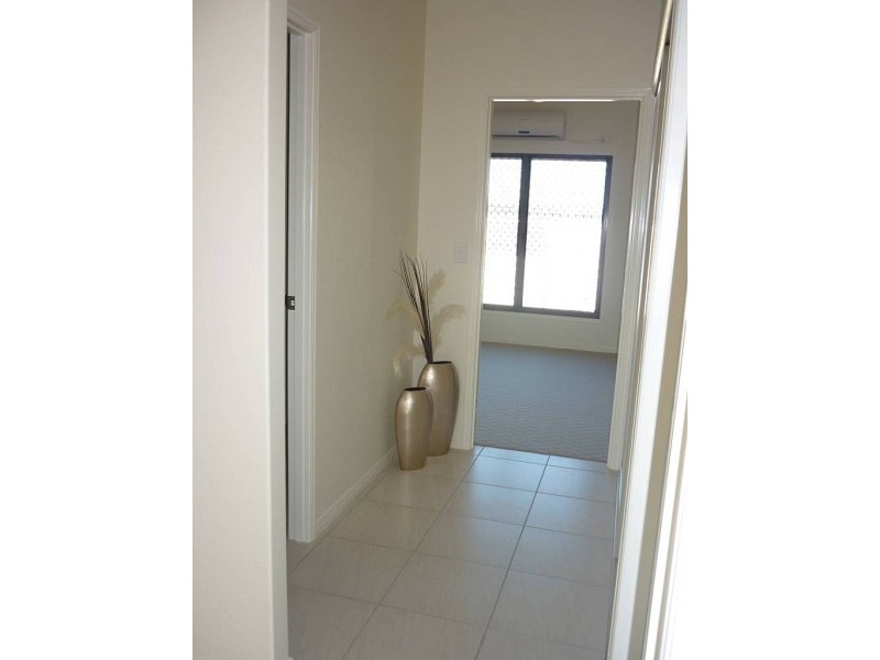 3 Danielle Court, Boyne Island QLD 4680