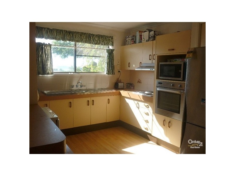 2 Golding Street, Gladstone QLD 4680