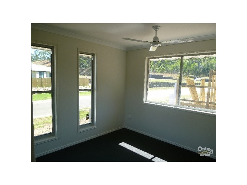 31 Bauhinia Street, Boyne Island QLD 4680