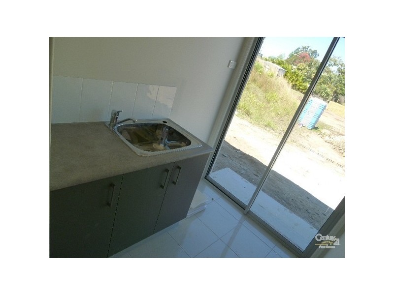 31 Bauhinia Street, Boyne Island QLD 4680