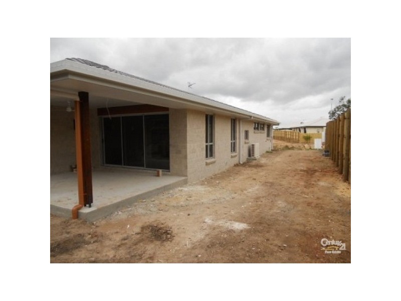31 Bauhinia Street, Boyne Island QLD 4680