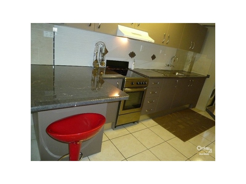 4/10 View Street, Gladstone QLD 4680