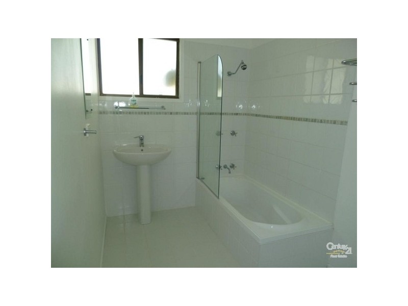 106 Barney Street, Barney Point QLD 4680