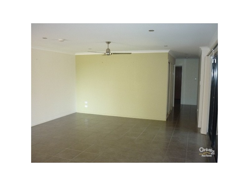 2/11 Sun Court, Calliope QLD 4680