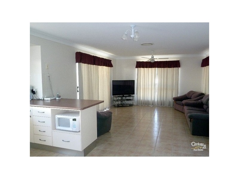 1/42 Golfview Drive, Boyne Island QLD 4680