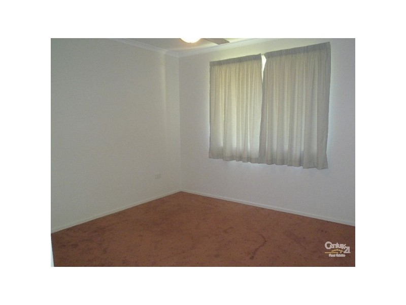 1/42 Golfview Drive, Boyne Island QLD 4680