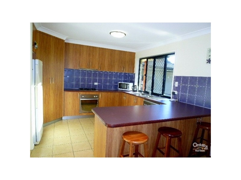 3 Cockatoo Drive, New Auckland QLD 4680