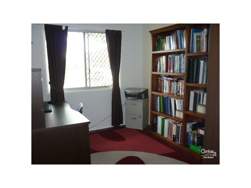 27 Cedar Street, Gladstone QLD 4680