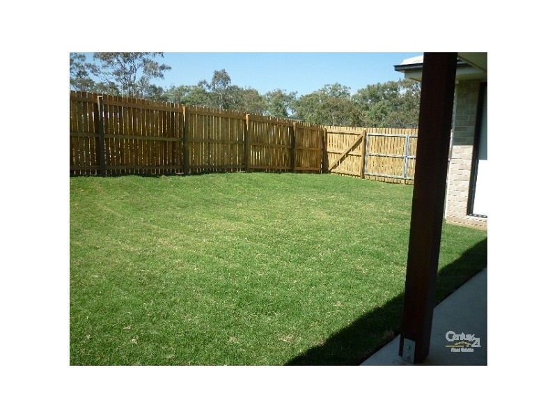 6 Melaleuca Place, Glen Eden QLD 4680