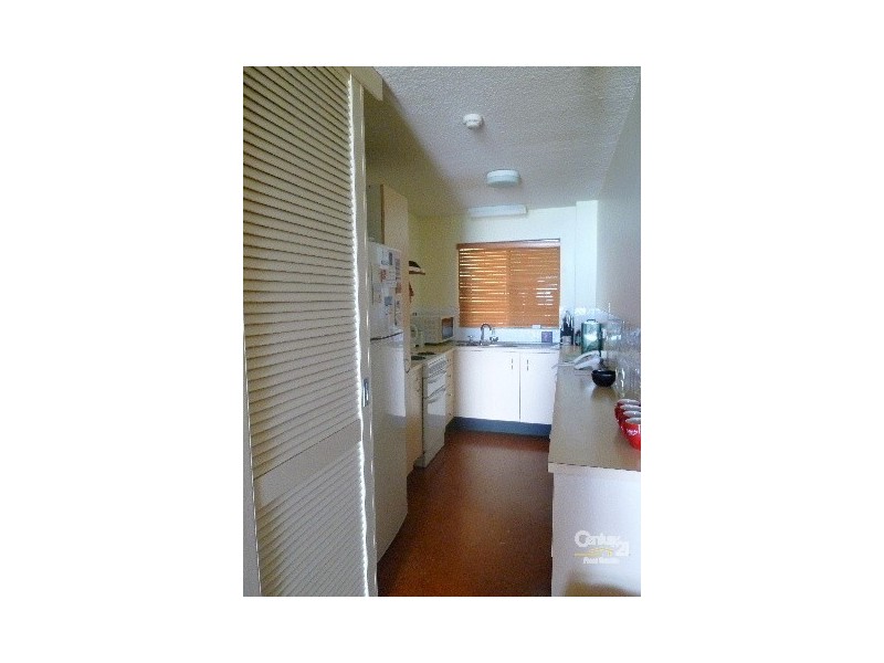 20 20 Barney Street, Barney Point QLD 4680