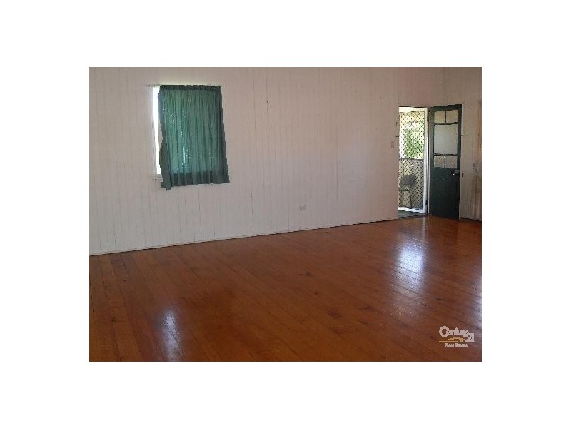 4 Boles Street, Gladstone QLD 4680