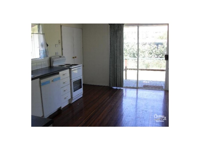 4 Boles Street, Gladstone QLD 4680