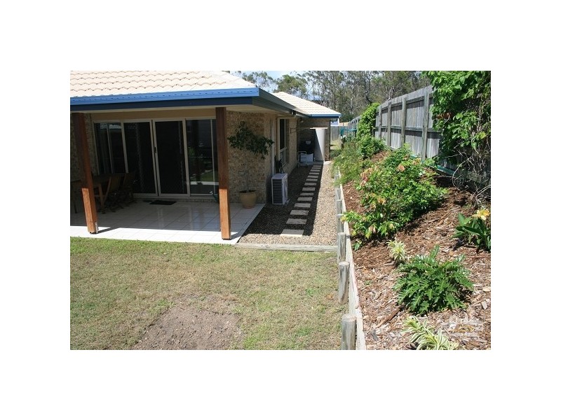 11 Bridgeman Place, Gladstone QLD 4680