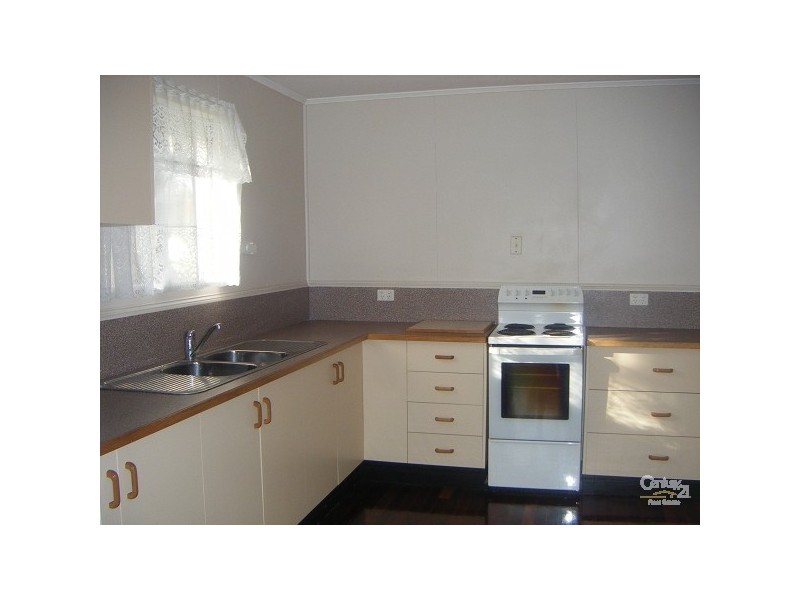 19 Williamson Street, Gladstone QLD 4680