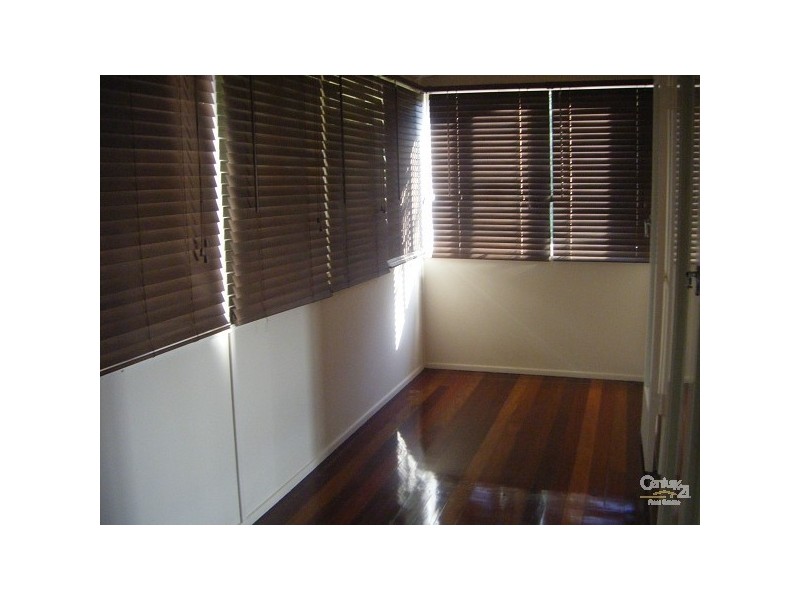 19 Williamson Street, Gladstone QLD 4680