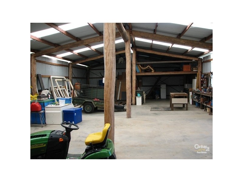 Wooderson QLD 4680