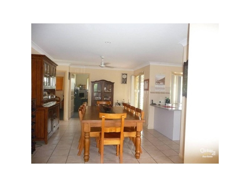 8 Walker Street, Gladstone QLD 4680