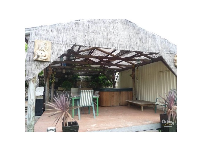 8 Walker Street, Gladstone QLD 4680