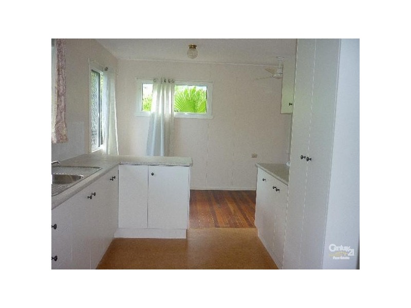 48 Adelaide Street, South Gladstone QLD 4680