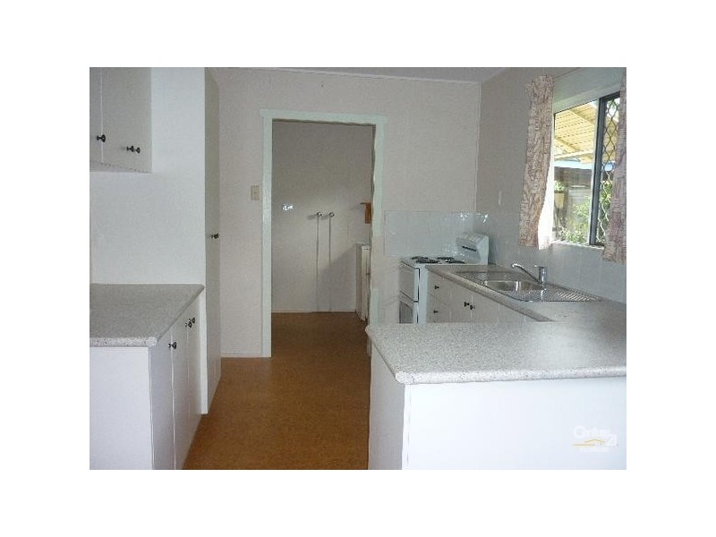 48 Adelaide Street, South Gladstone QLD 4680