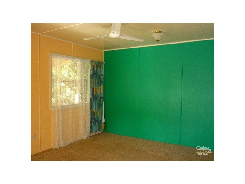 2 Brisbane Street, Gladstone City QLD 4680