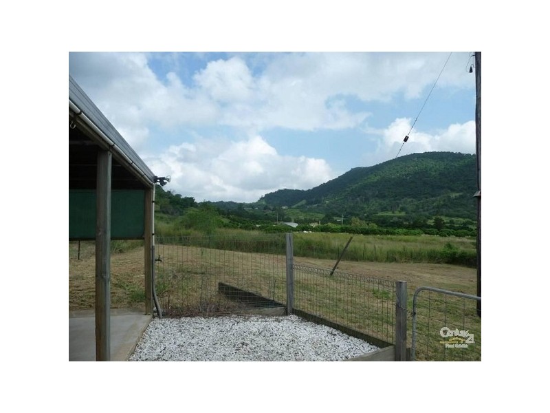 227 Spring Valley Road, West Stowe QLD 4680