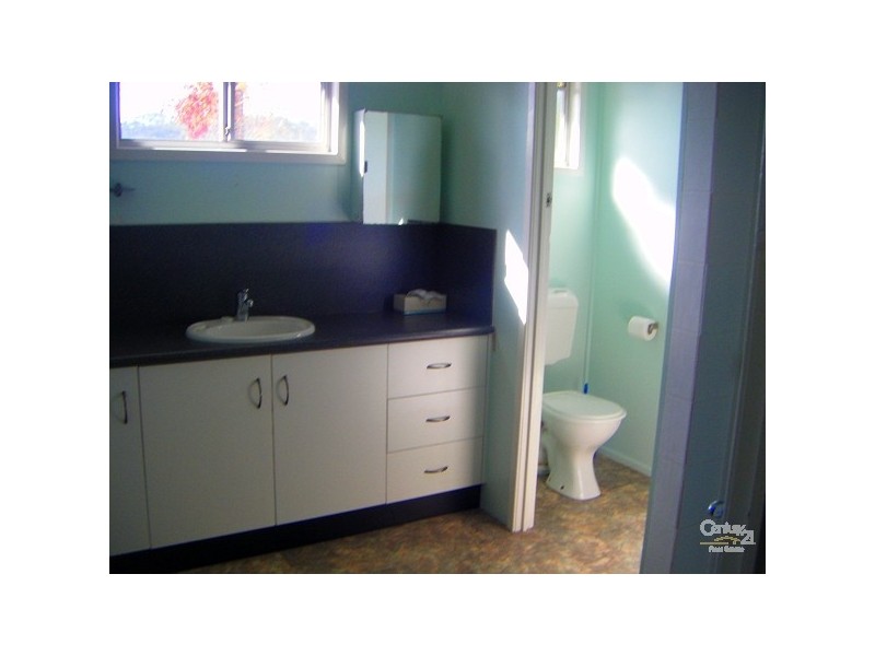 1/21  Walters Avenue, Gladstone QLD 4680