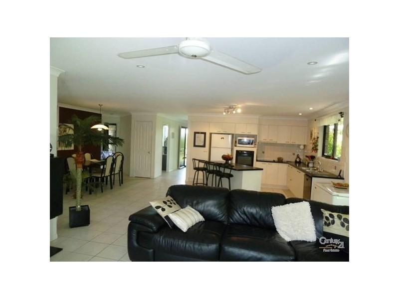 1 Creekwood Close, Gladstone QLD 4680