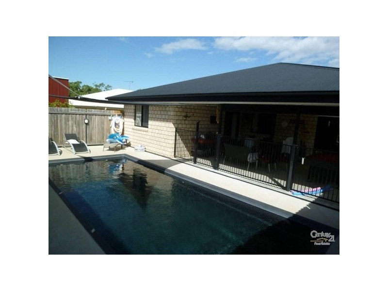 1 Creekwood Close, Gladstone QLD 4680