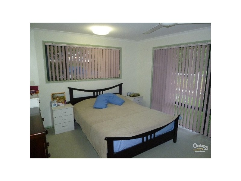 20 Mounter Street, Boyne Island QLD 4680