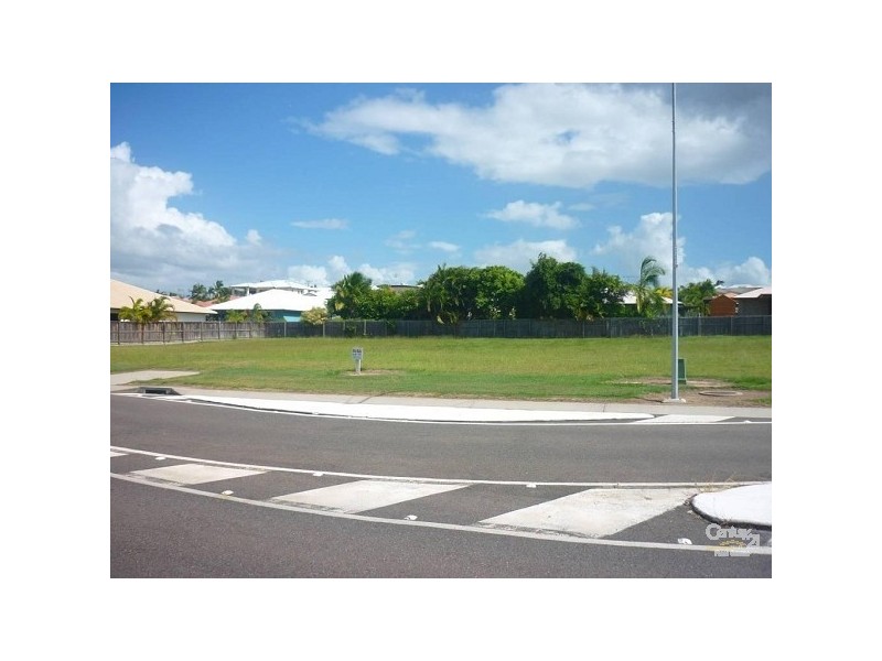 59 The Oaks Road, Tannum Sands QLD 4680