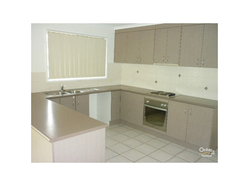 92 Col Brown Avenue, Gladstone QLD 4680