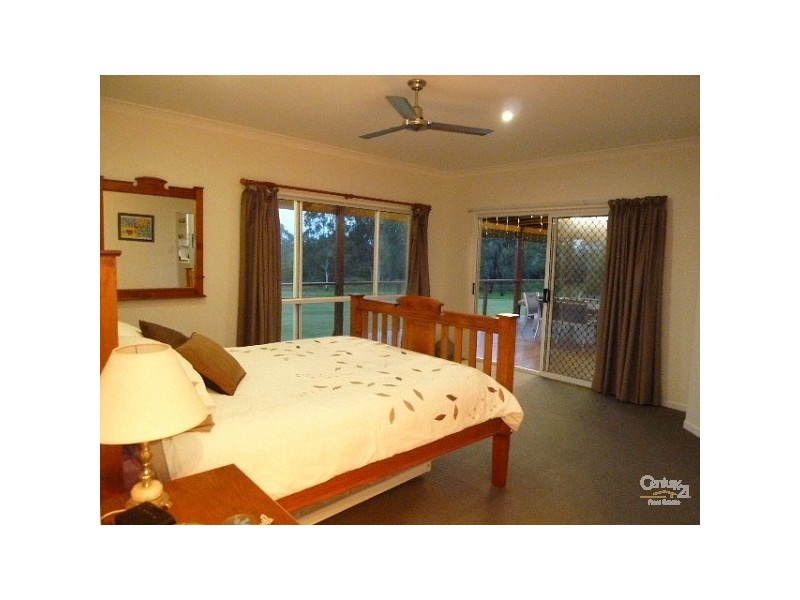 32 Surveyors Place, Beecher QLD 4680