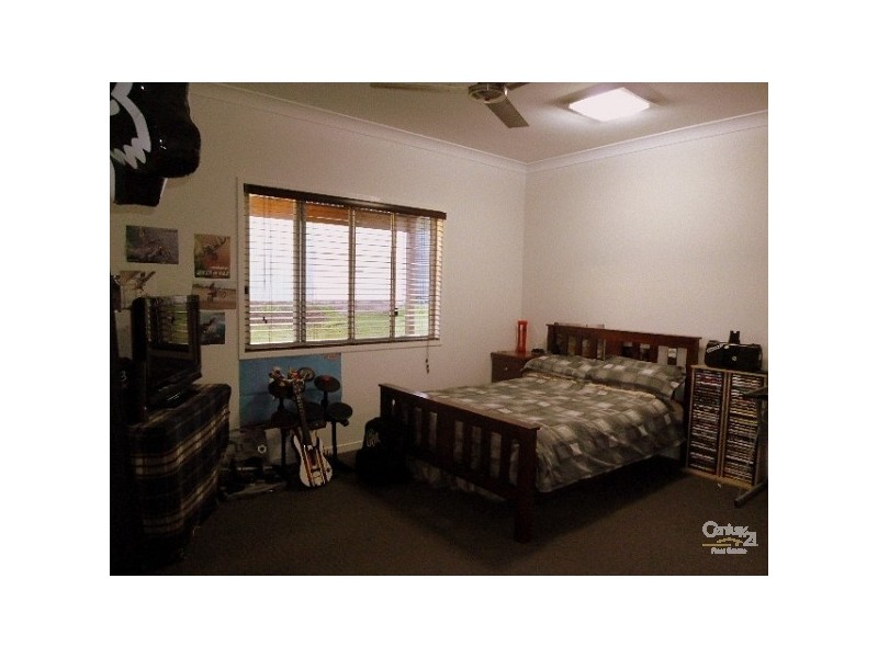 32 Surveyors Place, Beecher QLD 4680