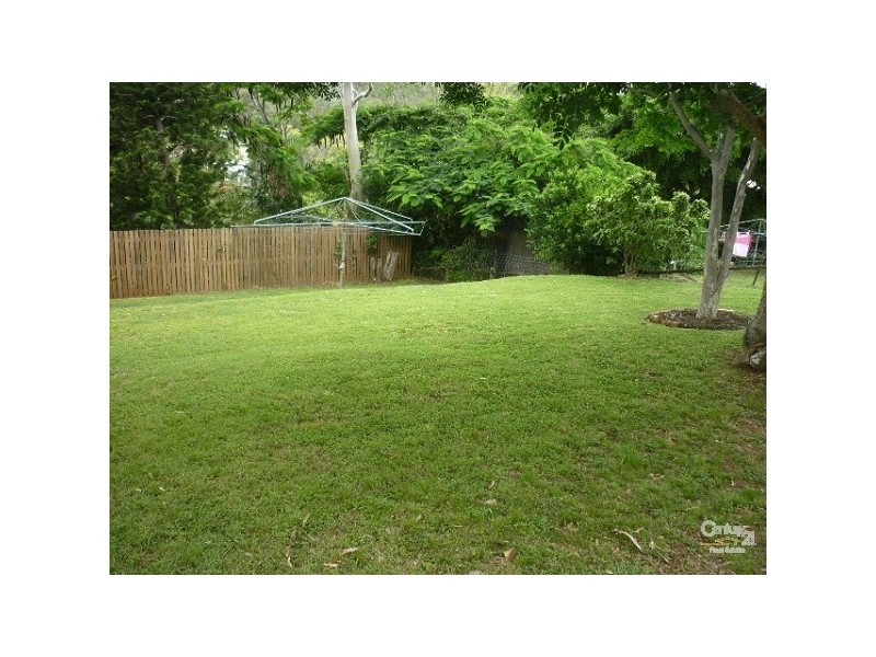 5 Hunter Street, Gladstone QLD 4680