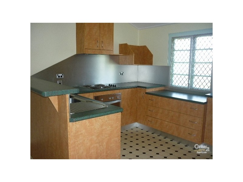 37 O’Connell Street, Barney Point QLD 4680