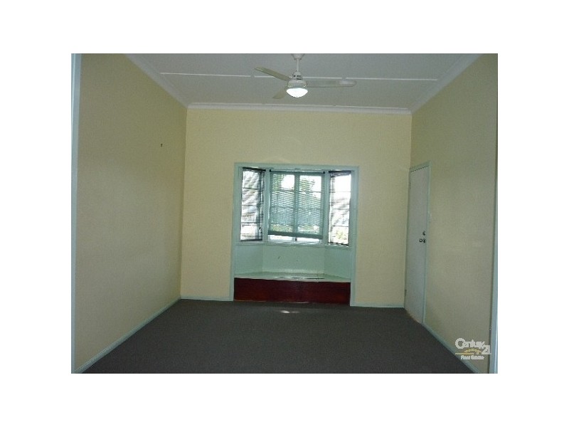 37 O’Connell Street, Barney Point QLD 4680