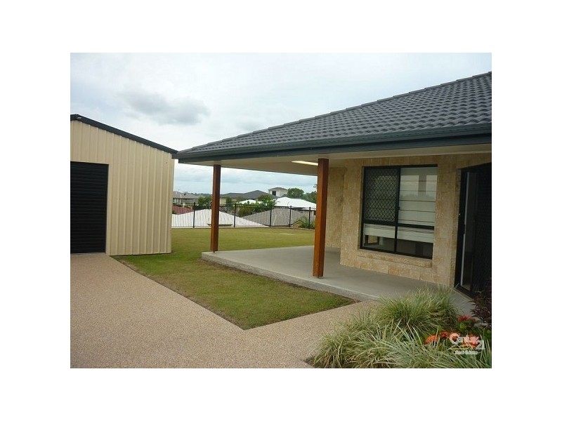 13 Leslie Street, Gladstone QLD 4680