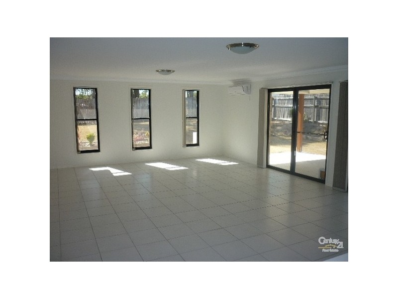 10 Reinaehoff Street, Gladstone QLD 4680