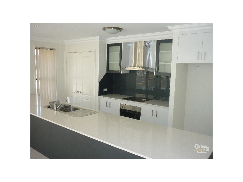 10 Reinaehoff Street, Gladstone QLD 4680