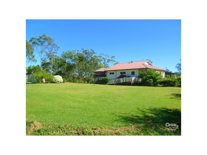 86 Flora Drive, Beecher QLD 4680