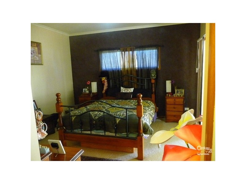 86 Flora Drive, Beecher QLD 4680