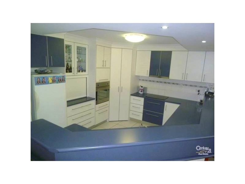 21 Huntington Court, New Auckland QLD 4680